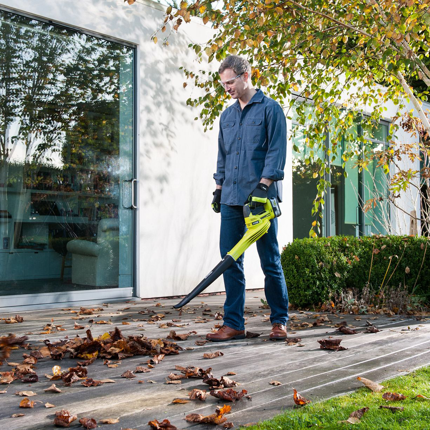 Ryobi Cordless Garden Blower - 245km/h