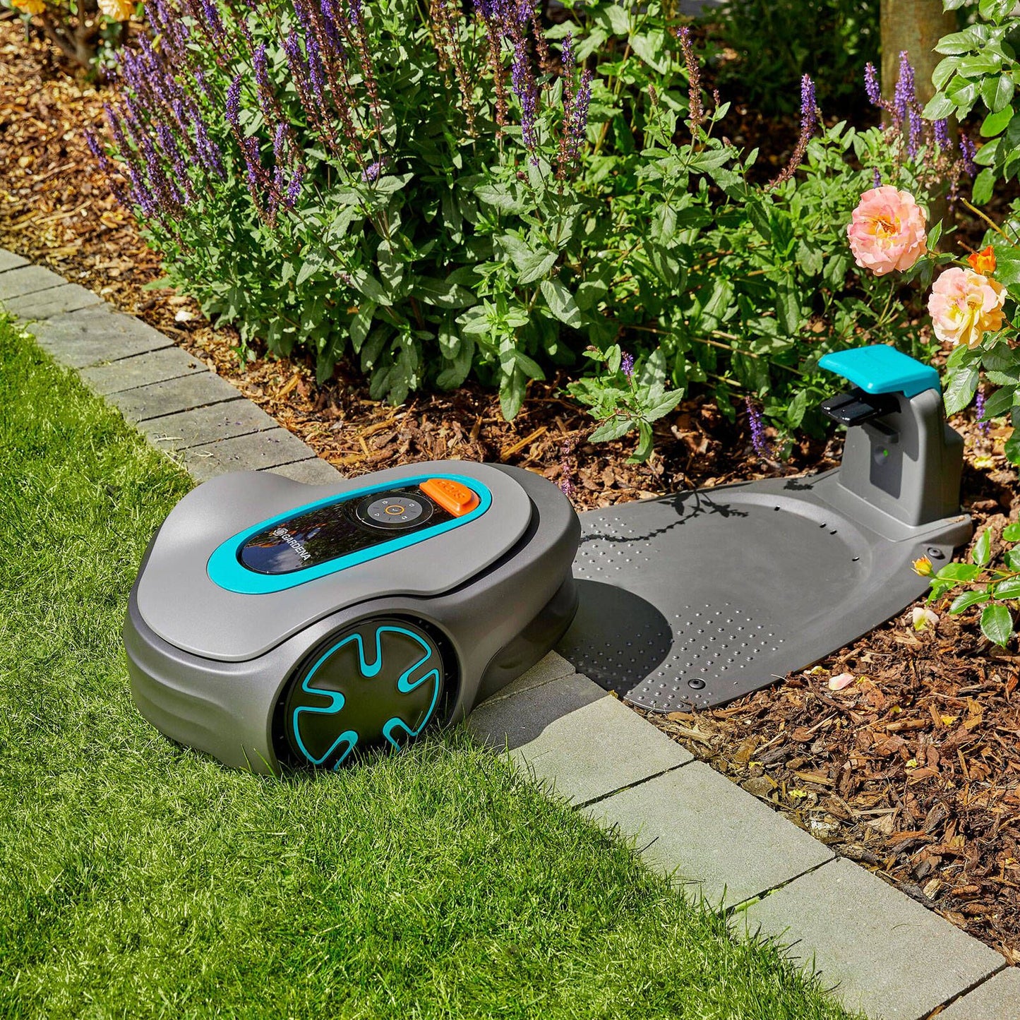 Gardena Sileno Minimo Robotic Lawnmower - 500m²