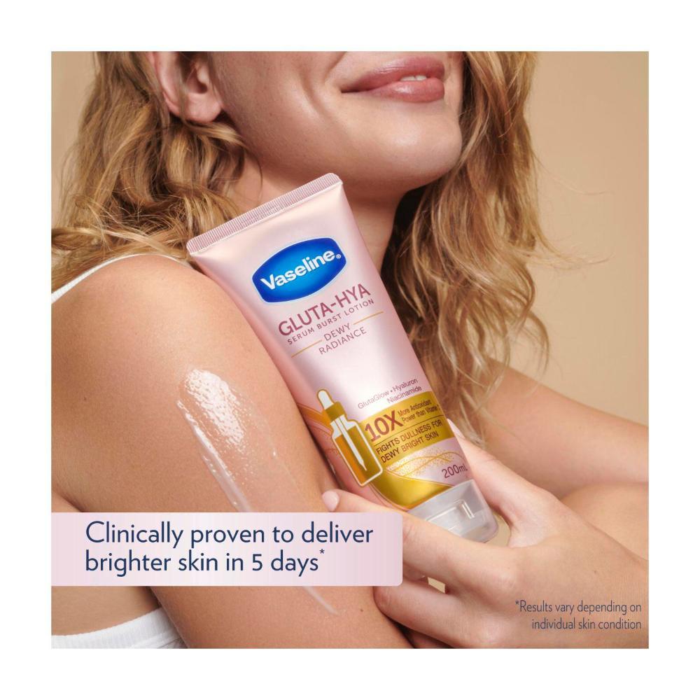 Vaseline Gluta - Hya Body Lotion Moisturiser Radiance - 200mL