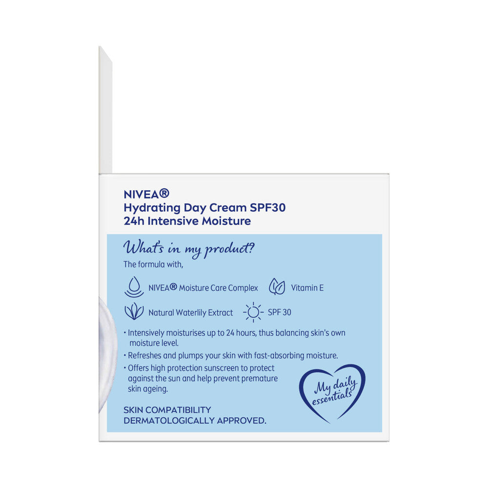 Nivea Visage Daily Essentials Moisturising Cream Normal Combi - 50mL