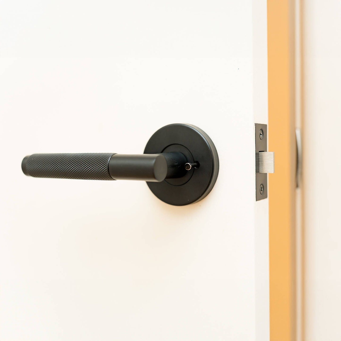 Ikonic Black Matte Knurled Privacy Lever Set