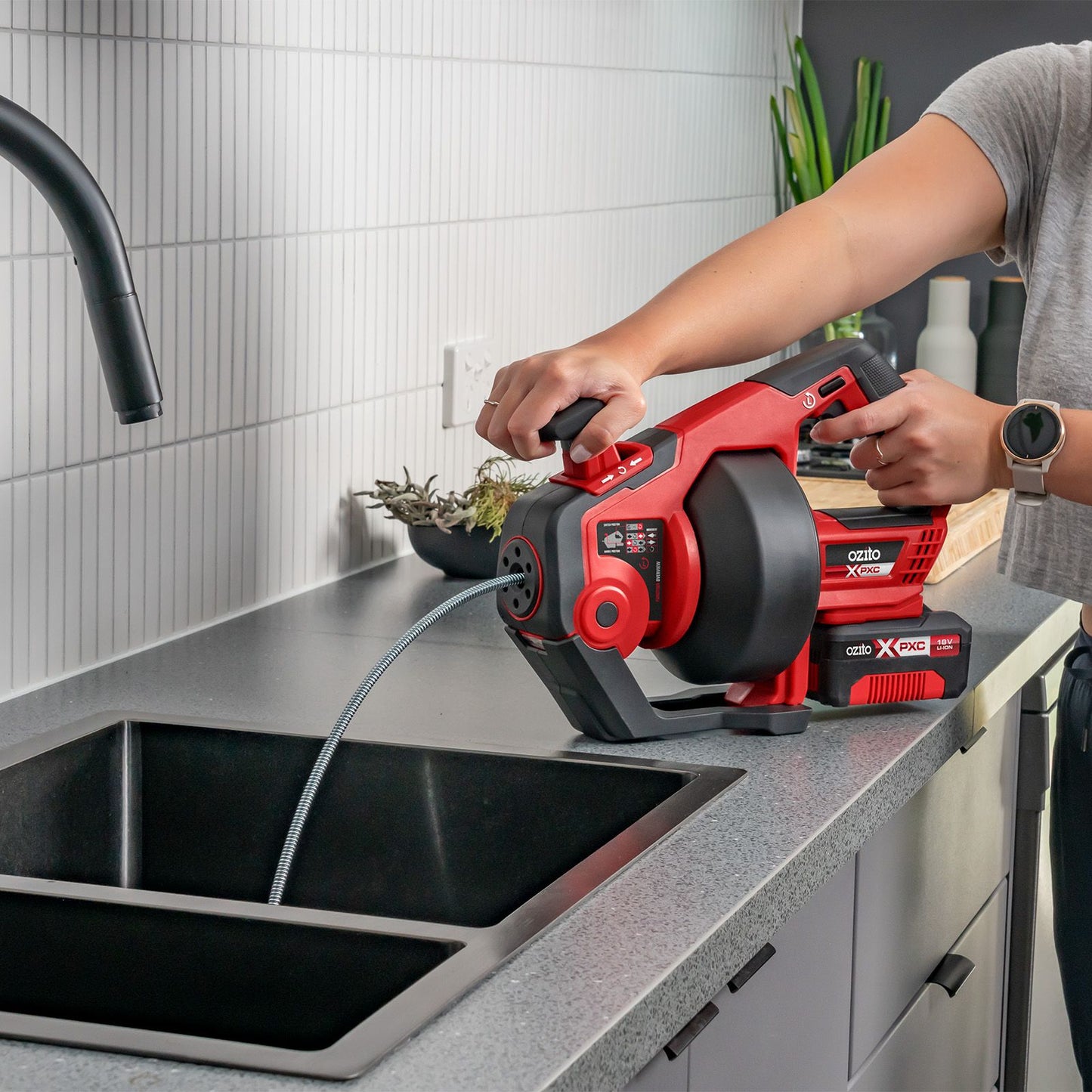 Ozito PXC Drain Cleaner - PXDCS 018 - 7.6m