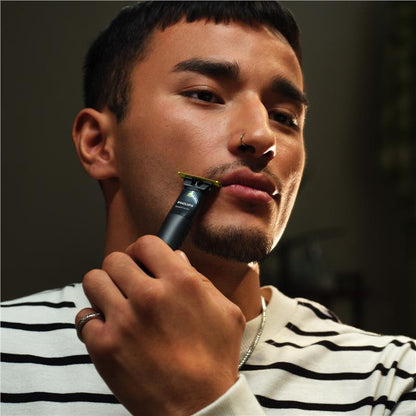 Philips OneBlade Face & Body 4 Combs 2 blades
