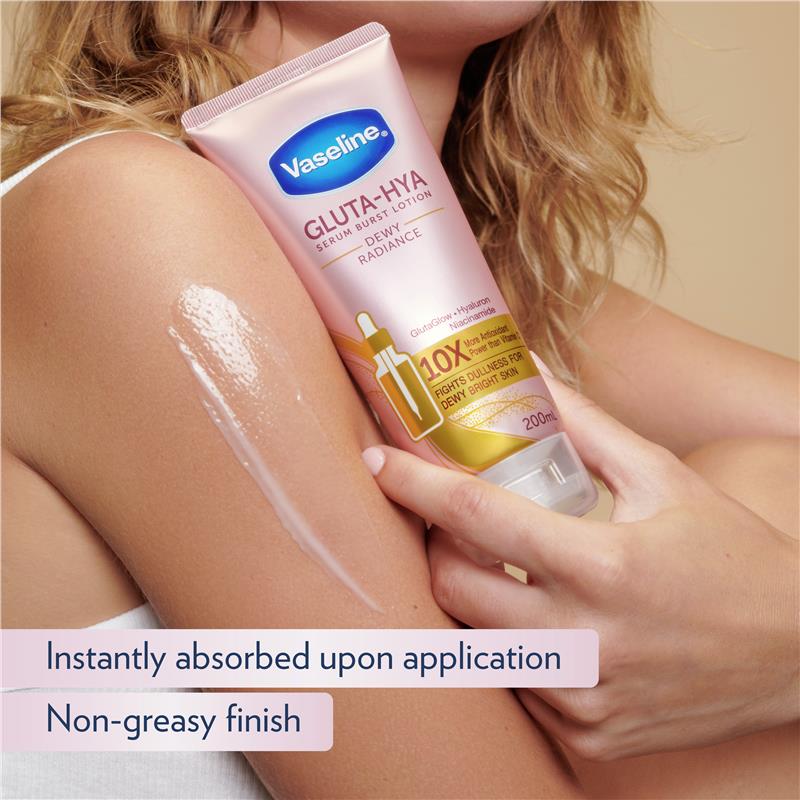 Vaseline Gluta-Hya Serum Boost Lotion Dewy Radiance 200ml - Hydrate & Illuminate