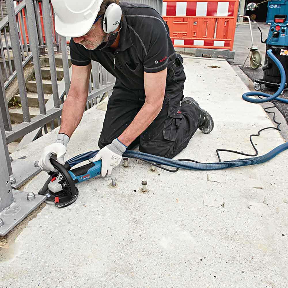 BOSCH 125mm 1500W Concrete Grinder 0601776040