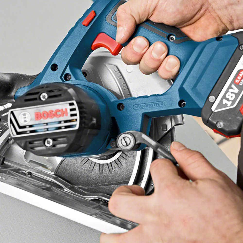 BOSCH 18V 165mm Circular Saw Skin GKS 18V-57 G 0615990J9R