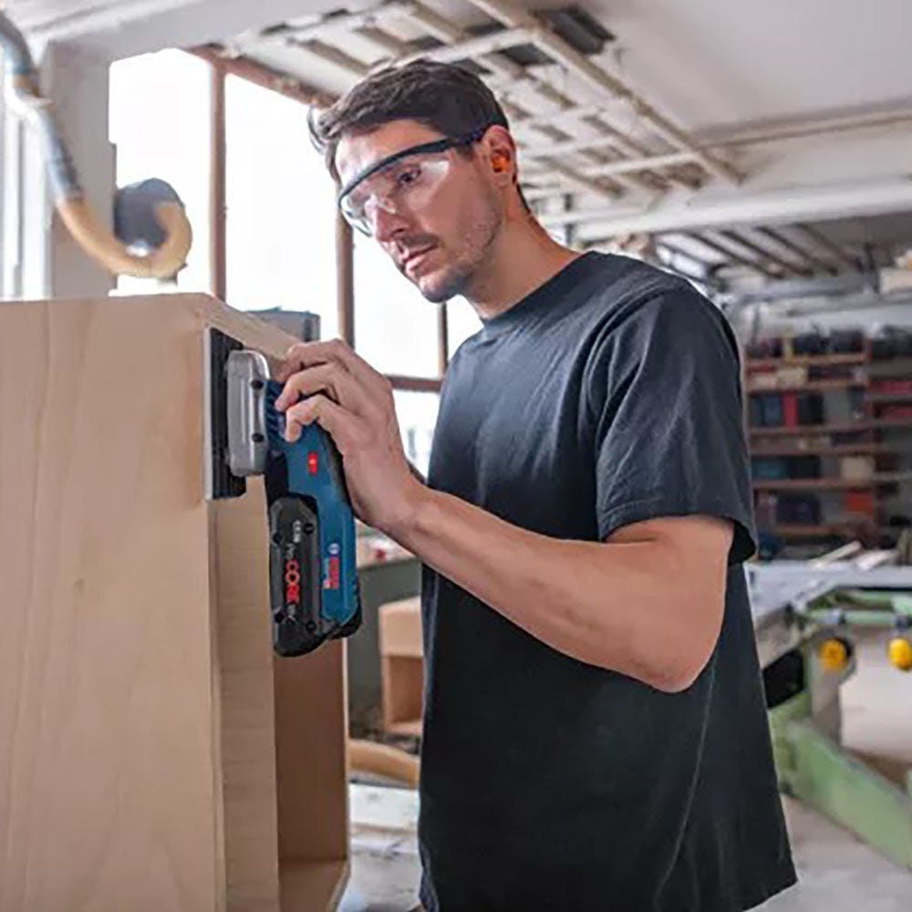 BOSCH 18V Brushless 3-in-1 Orbital Sander Skin GSS 18V-13 06019L0140