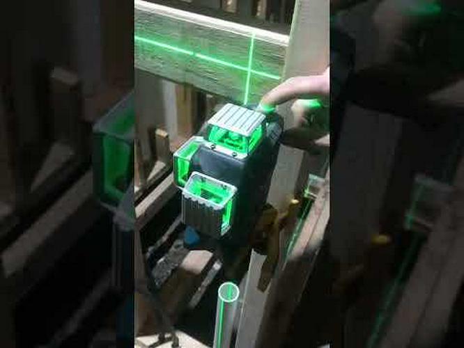 BOSCH 3 x 360 degrees Multi-Line Laser Level Green Beam with Bluetooth GLL3-80CG