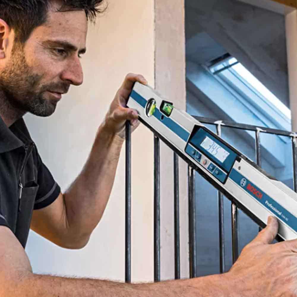 BOSCH 600mm Digital Spirit Level Inclinometer GIM60 0601076700
