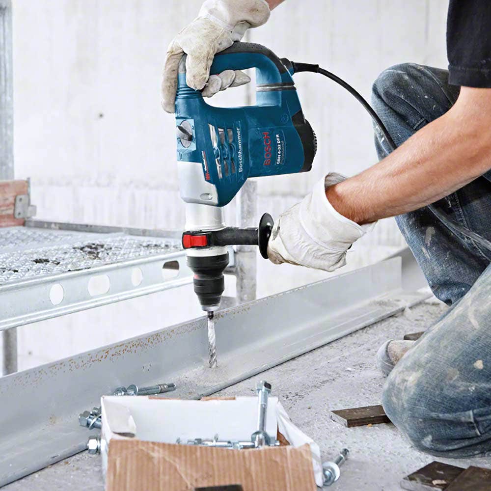 BOSCH 900W SDS+ 3-Mode 4.7kg Rotary Hammer 0611332141
