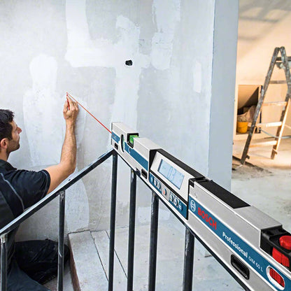 BOSCH Laser Measuring 600mm Digital Spirit Level with Laser Pointer GIM60L 601076900