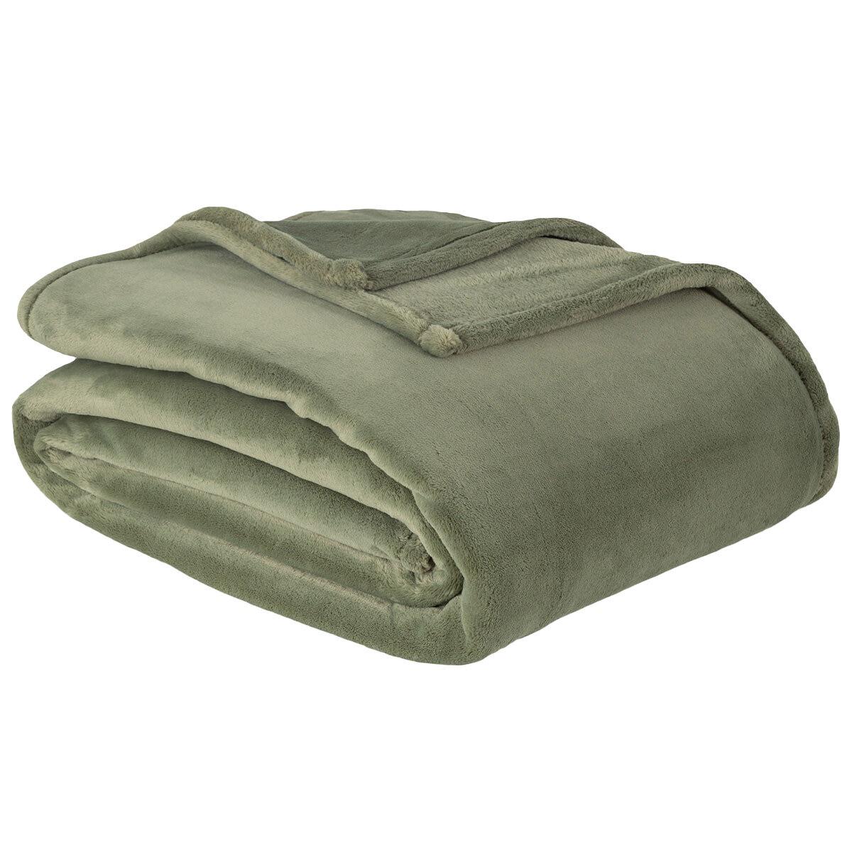 Berkshire Luxe Loft Blanket Queen Green