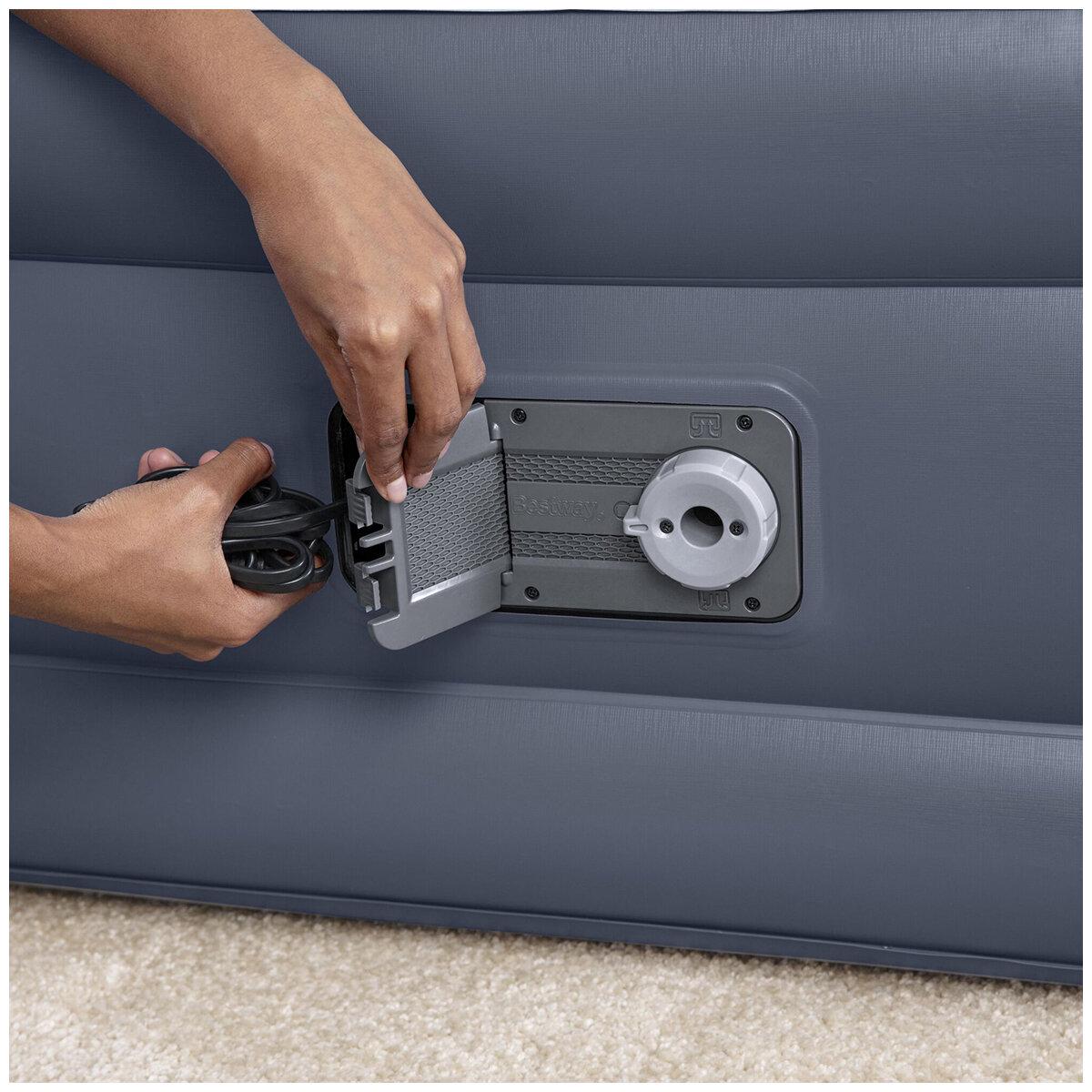 Bestway Tritech Queen Airbed With Built In AC Pump
