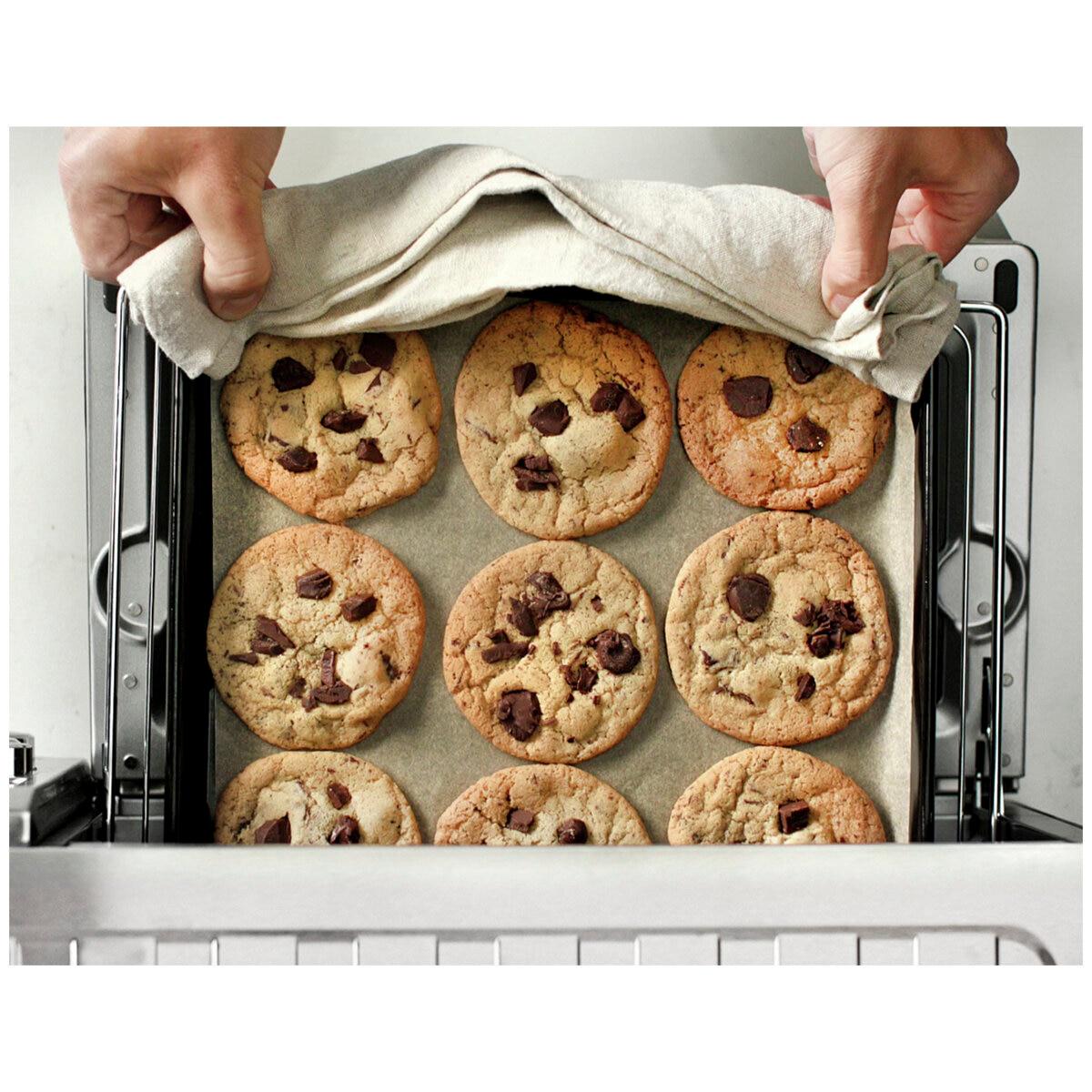 Breville The Smart Oven Pro With Element iQ BOV850BSS4JAN1