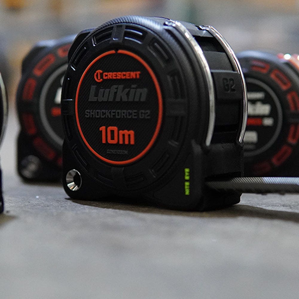 CRESCENT LUFKIN 10m x 32mm Shockforce Nite Eye Gen 2 Tape Measure - Black G2NE1032M
