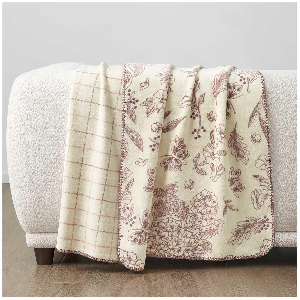 Casual Living Reversible Plush Throw 127 x 177cm