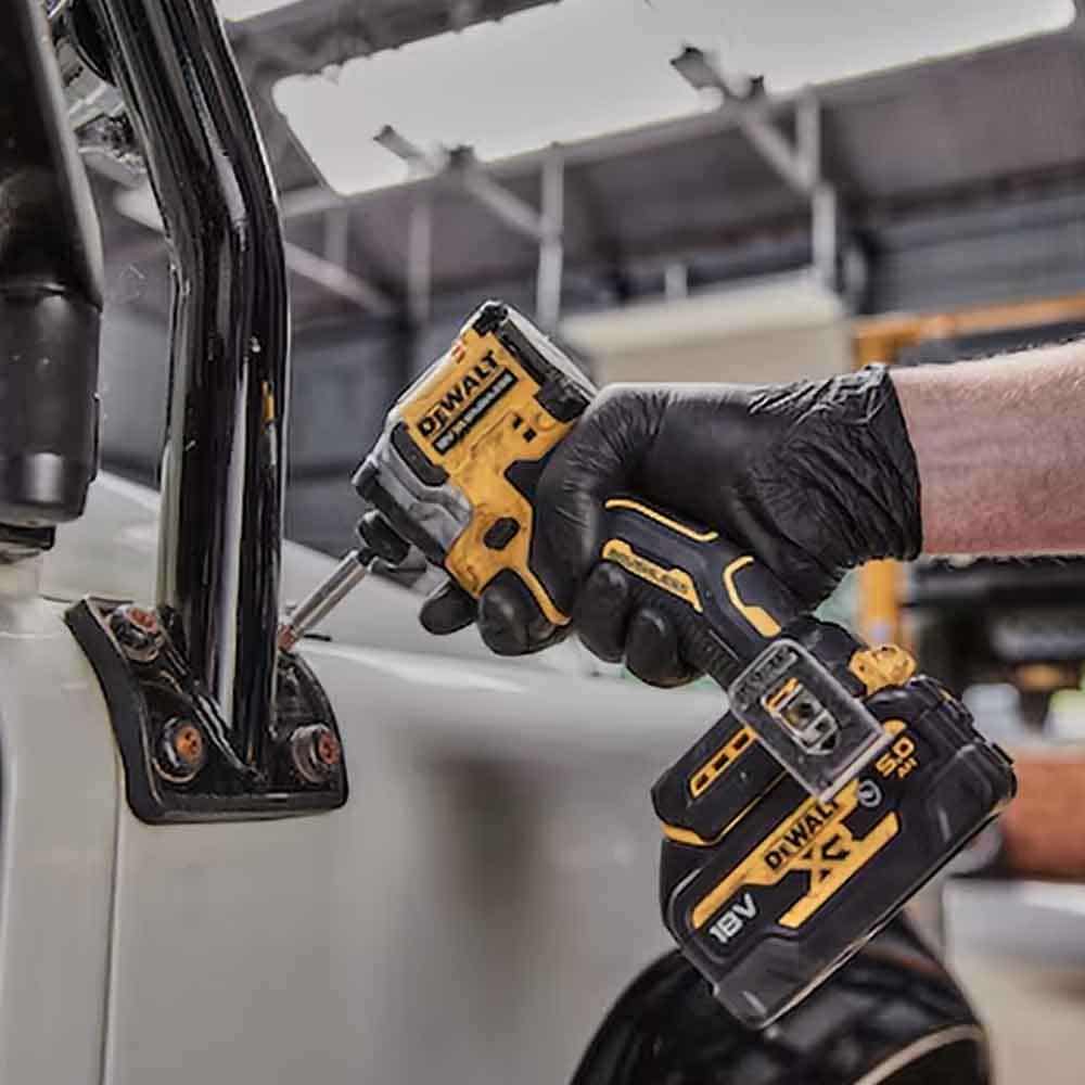 DEWALT 18V Brushless 3 Speed Compact Impact Driver Skin DCF850N-XJ