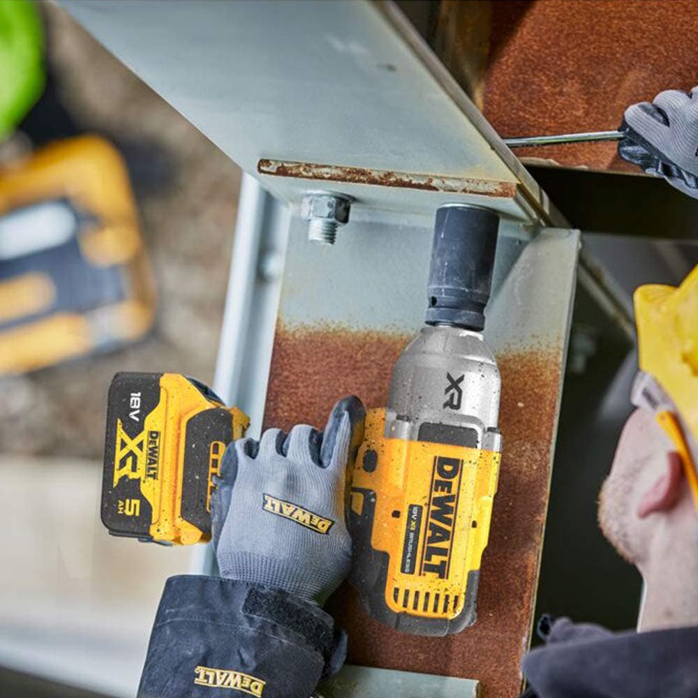 DEWALT 18V XR 1 2 High Torque Impact Wrench Skin DCF900N-XJ