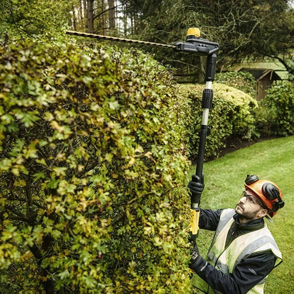 DEWALT 18V XR Brushless 55cm (22 ) Pole Hedge Trimmer Skin DCMPH566N-XE