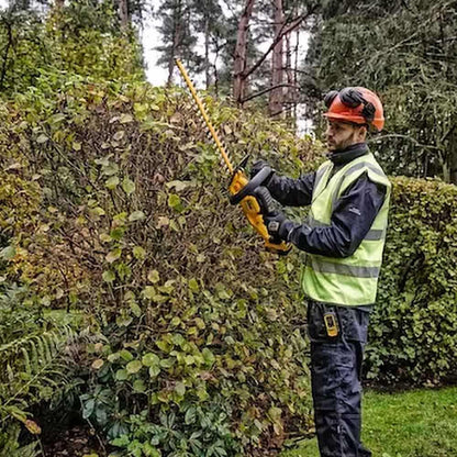DEWALT 18V XR Brushless 55cm (22 ) Hedge Trimmer Skin DCMHT563N-XE