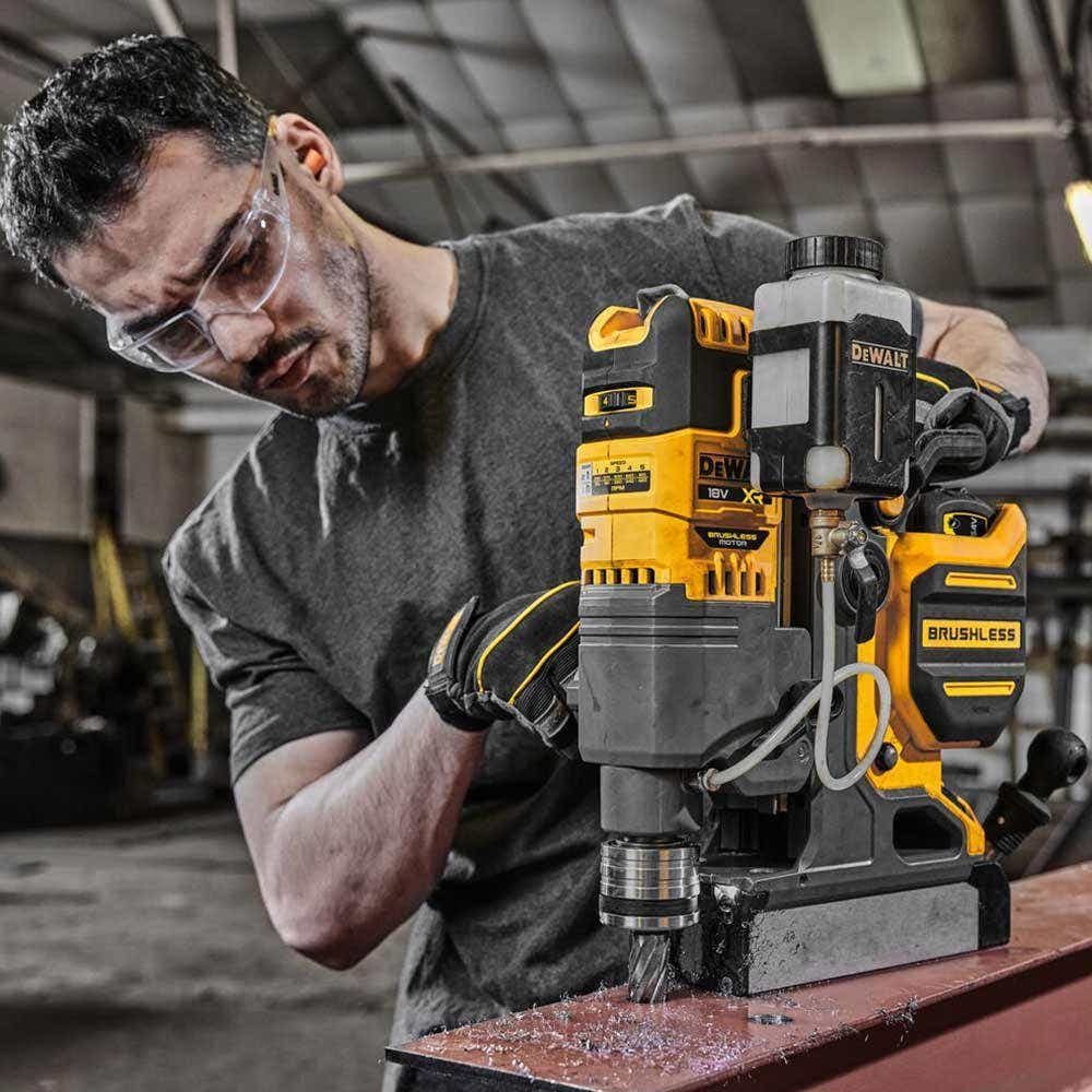 DEWALT 18V XR FLEXVOLT 2 x 9.0Ah Magnetic Drill Kit DCD1623X2G-XE