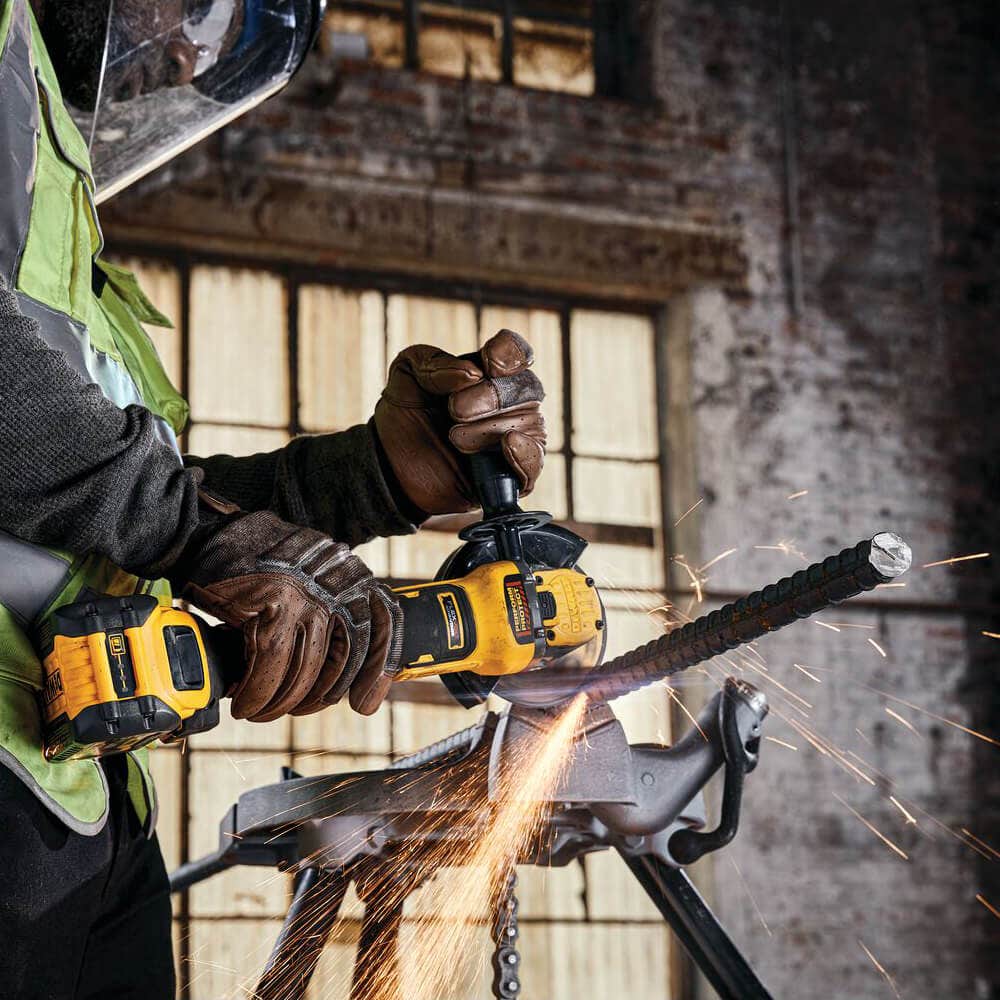 DEWALT 18V XR FLEXVOLT Advantage Brushless 125mm Angle Grinder Skin DCG416N-XE
