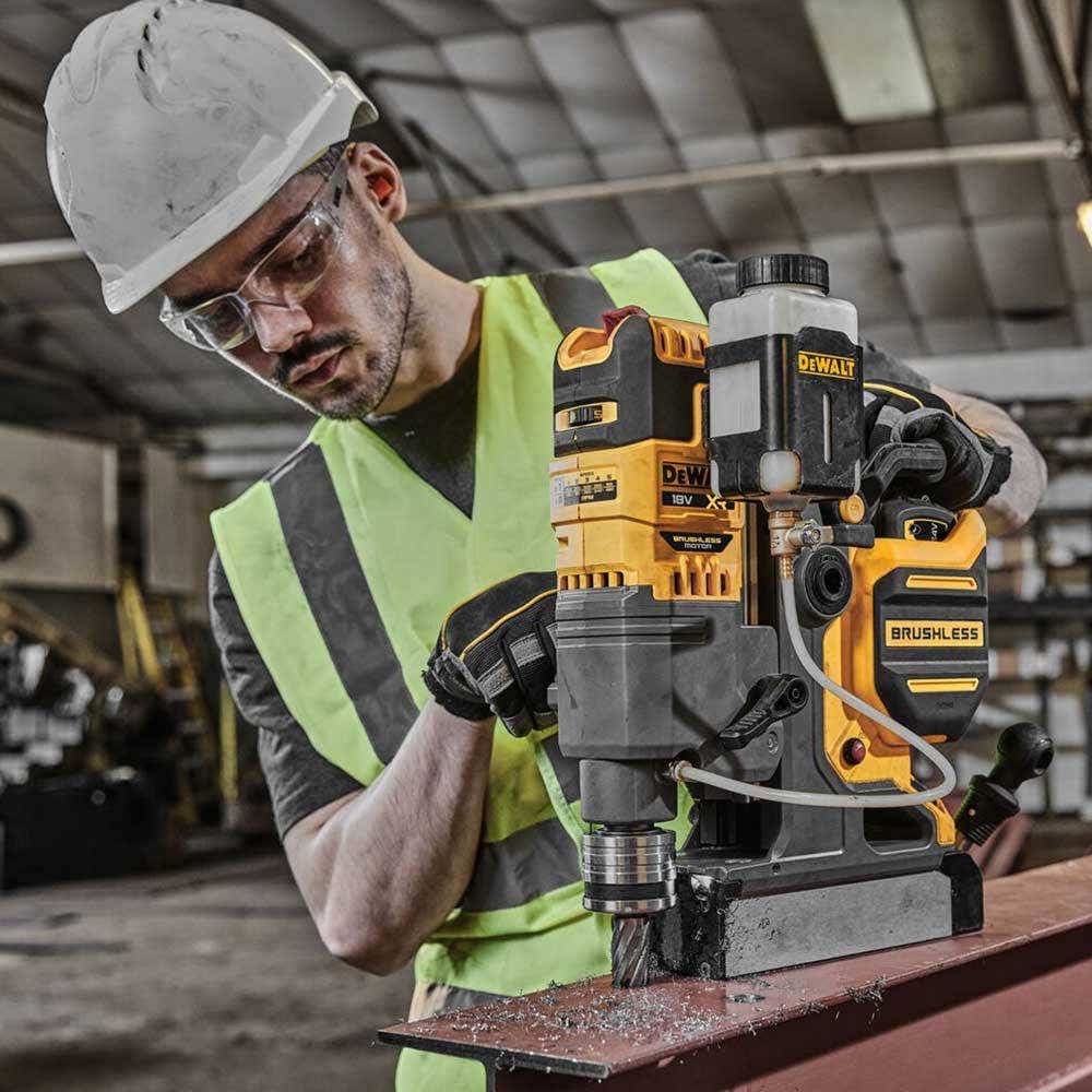 DEWALT 18V XR FLEXVOLT 2 x 9.0Ah Magnetic Drill Kit DCD1623X2G-XE