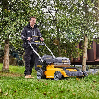 DEWALT 36V Brushless 2 x 5.0Ah 510mm (20 ) Lawn Mower Kit DCMW564P2-XE