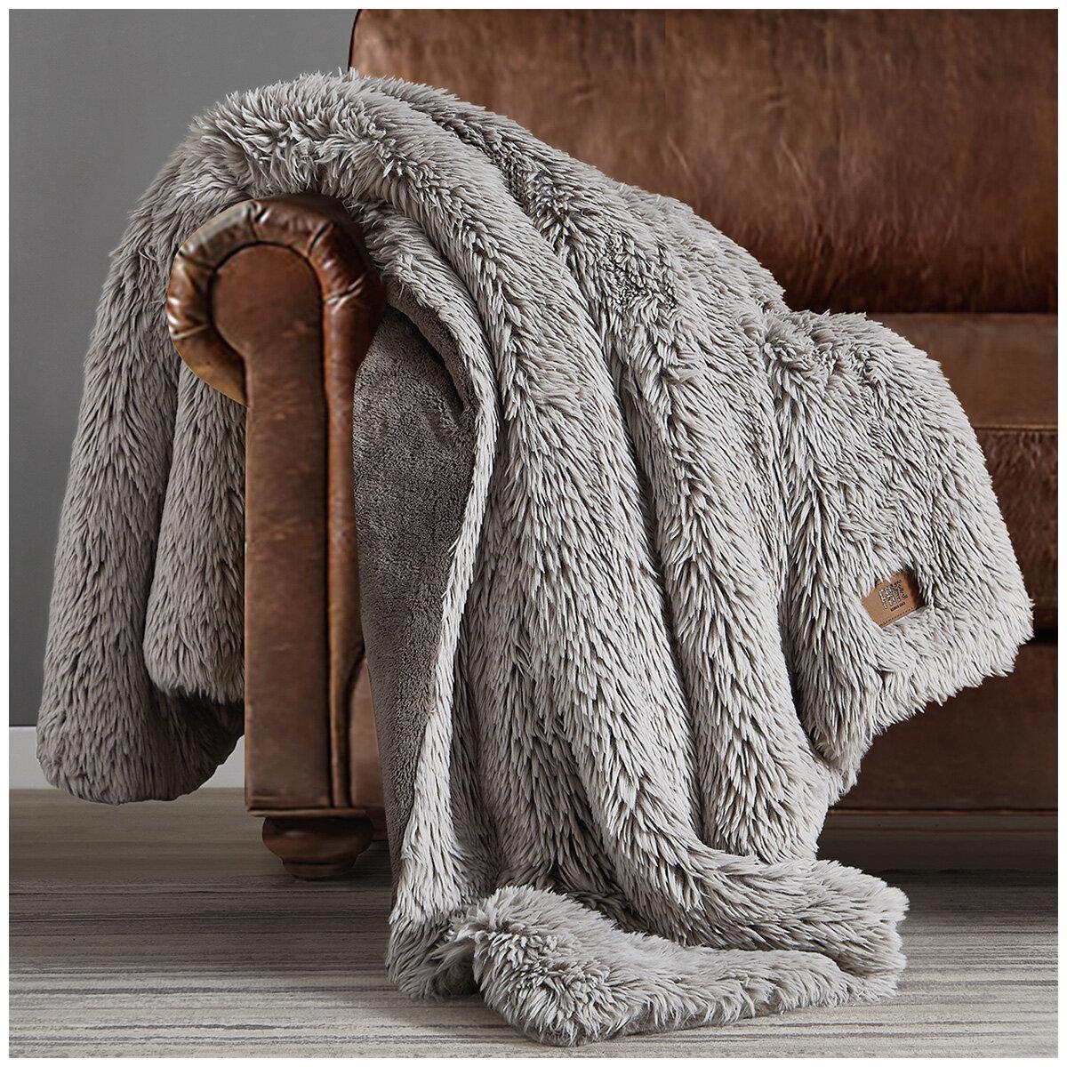 Frye Arctic Faux Fur Luxe Throw Grey