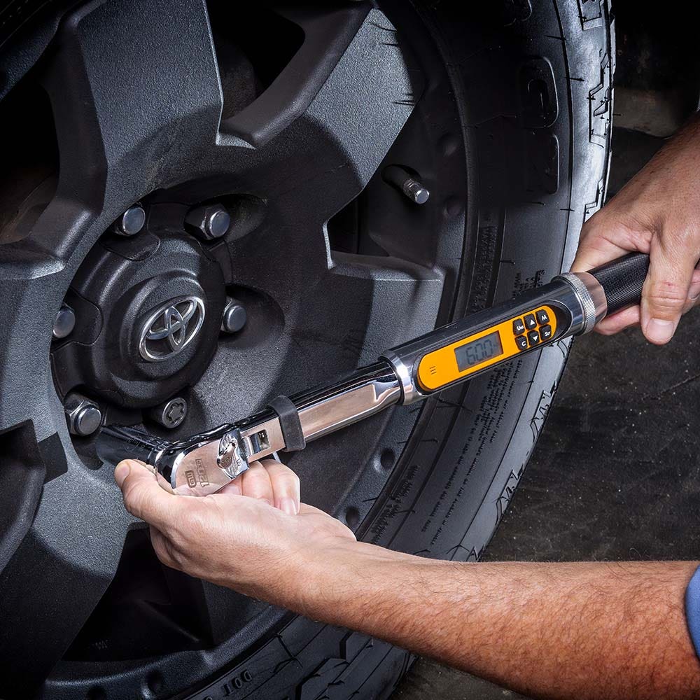 GEARWRENCH 3 8 Drive 13.5-135Nm Flex-Head Electronic Torque Wrench with Angle 85195