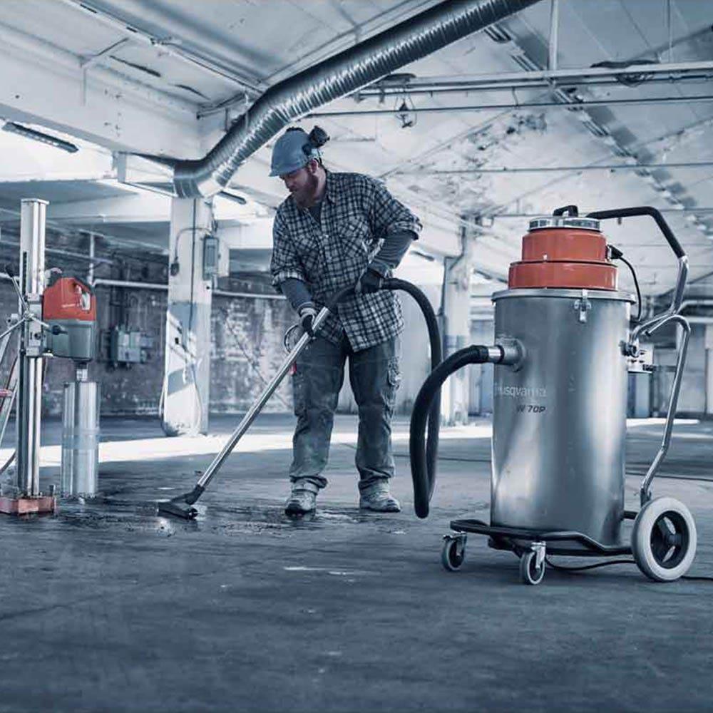 HUSQVARNA 230V Slurry Vacuum Extractor W70P