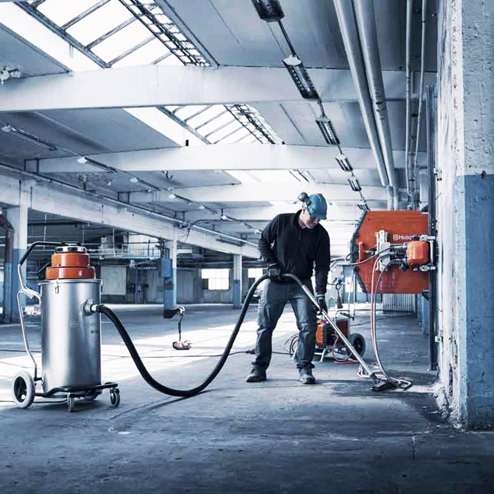 HUSQVARNA 230v Slurry Vacuum Extractor W70 967702001