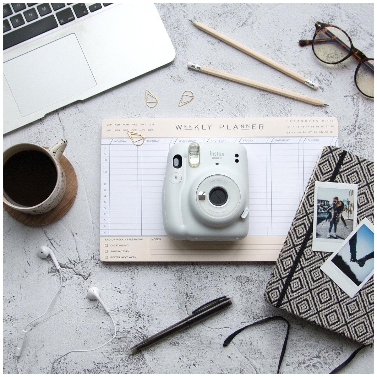 Instax Mini 11 White Instant Camera With 2 x 20 Pack Film Bundle