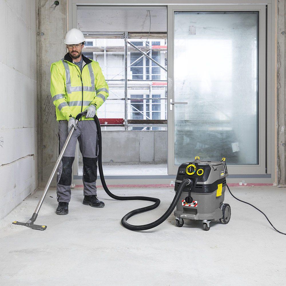 KARCHER 240V 30L NT 30 1 Tact Te M Class Industrial Vacuum Extractor 1.148-246.0