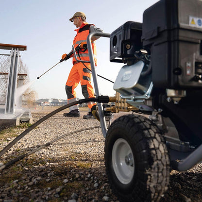 KARCHER 3626psi 11.7L min Professional Petrol Pressure Washer HD 7 20 G Classic 1.187-014.0