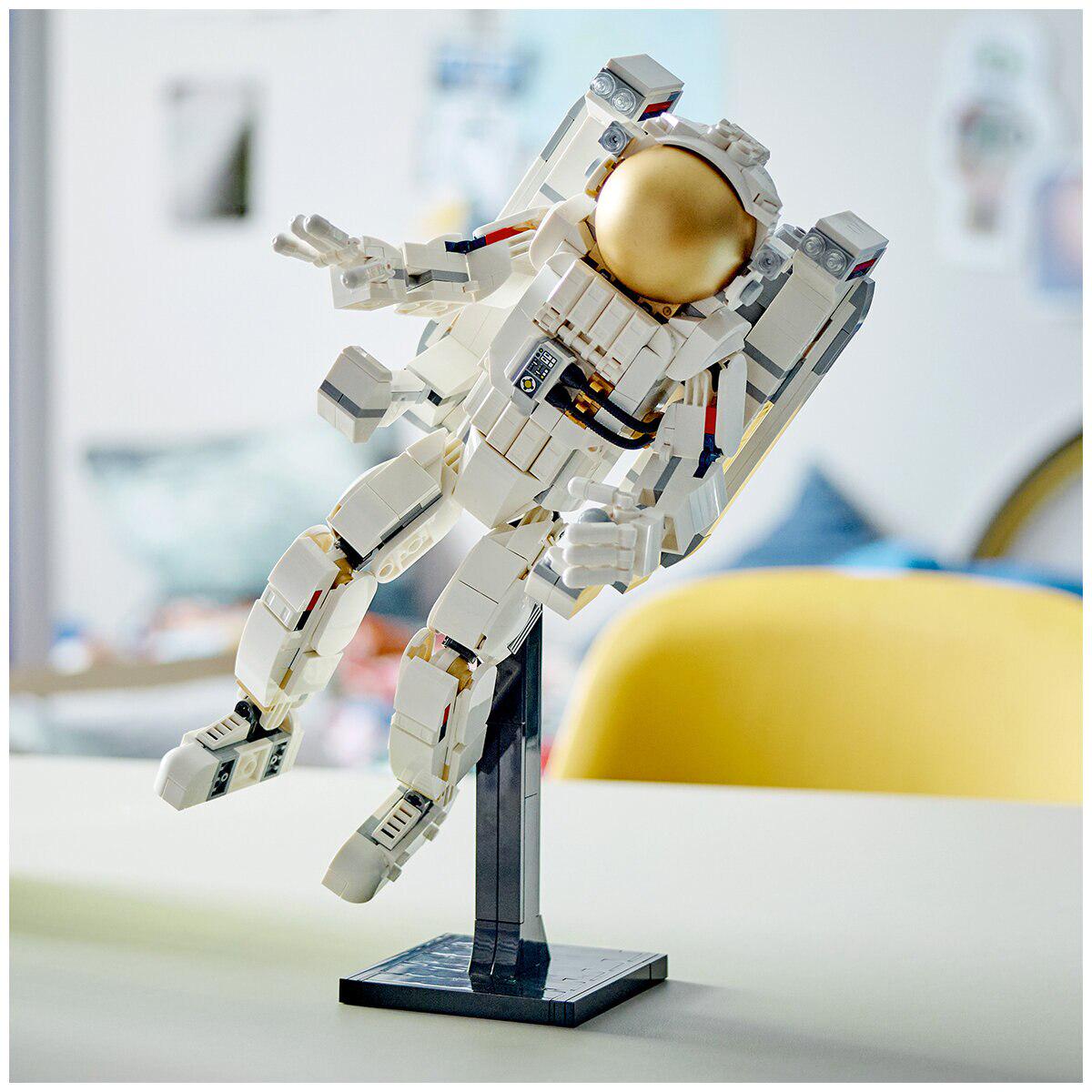 LEGO CREATOR Space Astronaut 31152