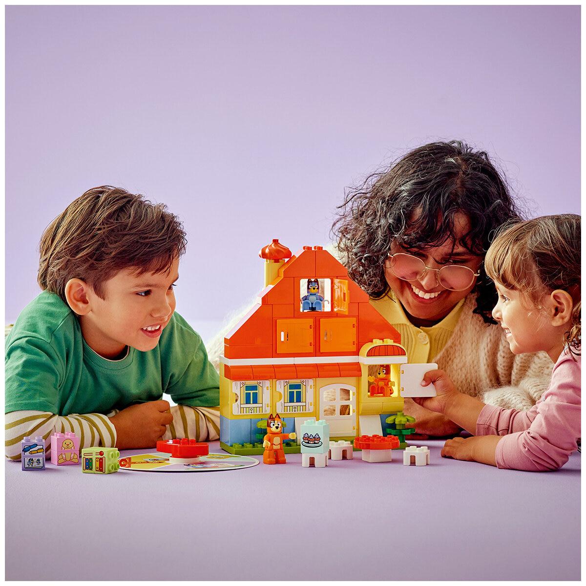 LEGO DUPLO Bluey: Blueys Family House with Memory Game 10459