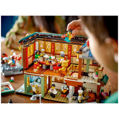 LEGO Family Reunion Celebration 80113