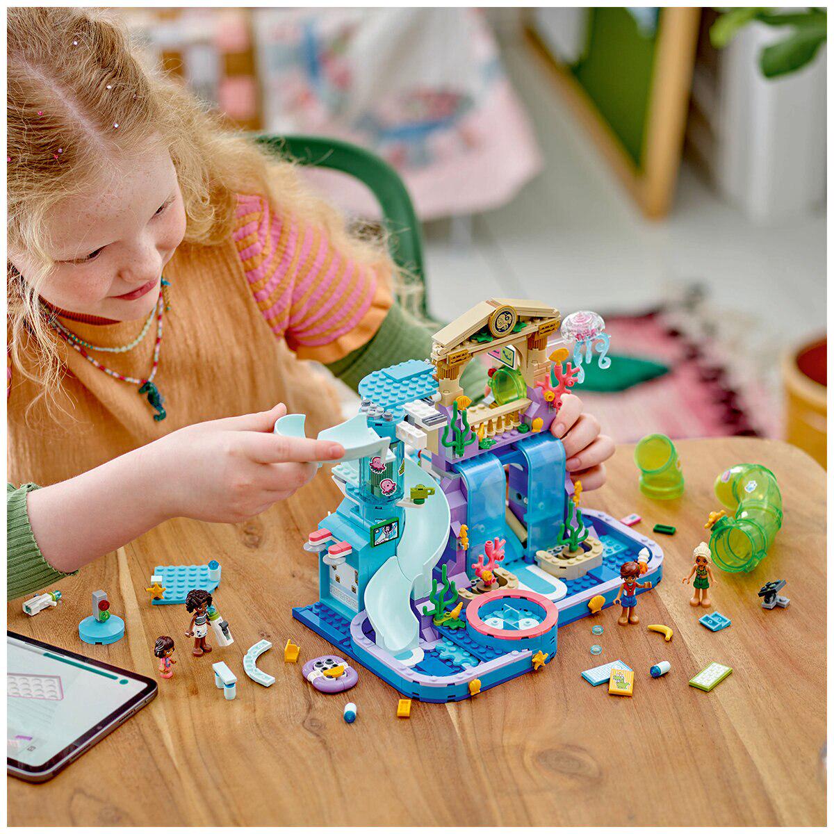 LEGO Friends Heartlake City Water Park 42630
