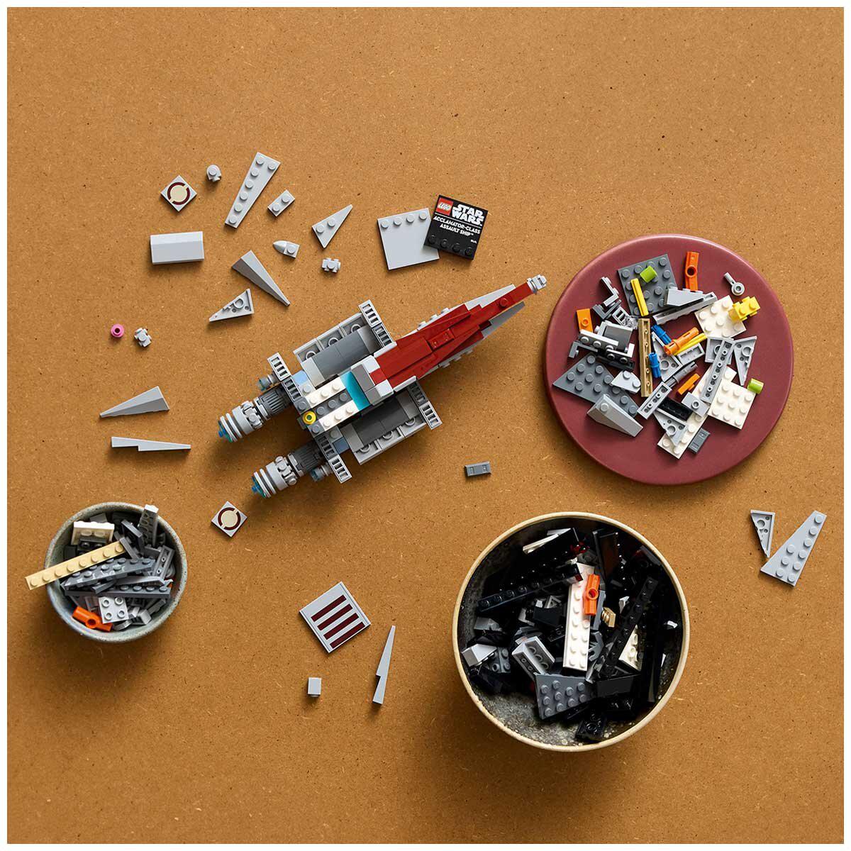 LEGO Star Wars Acclamator-Class Assault Ship 75404