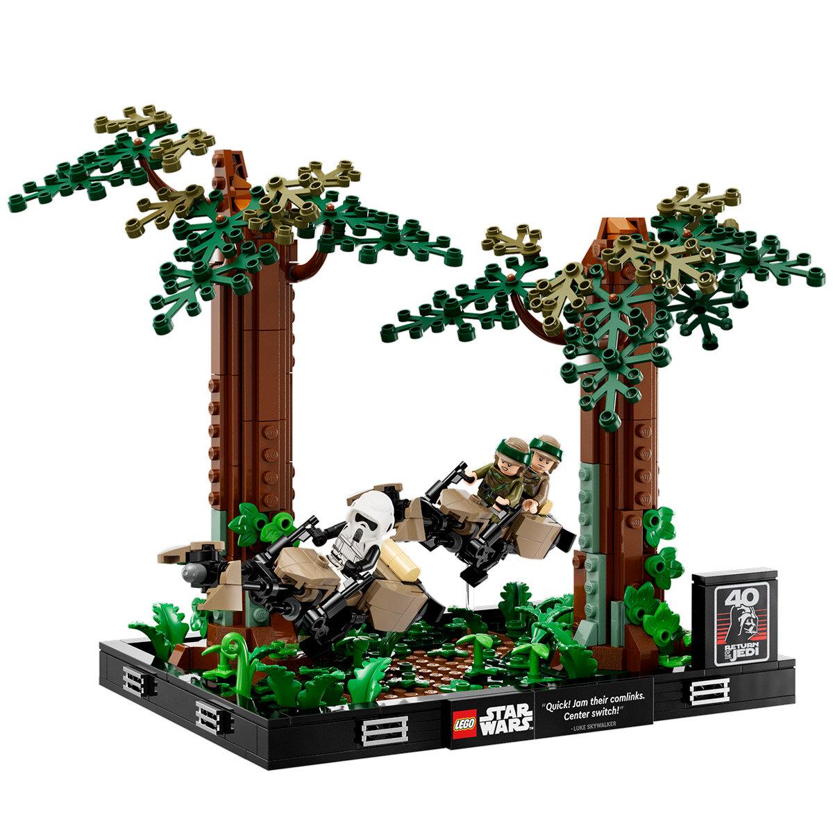 LEGO Star Wars Endor Speeder Chase Diorama 75353