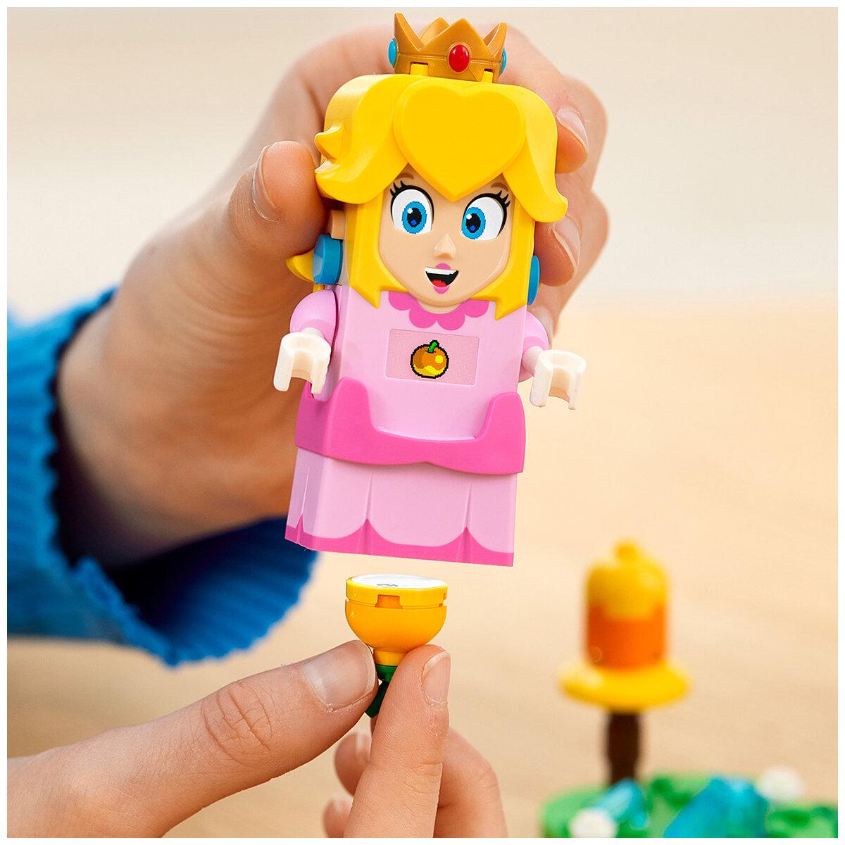 LEGO Super Mario Cat Peach Suit And Frozen Tower Expansion Set 71407