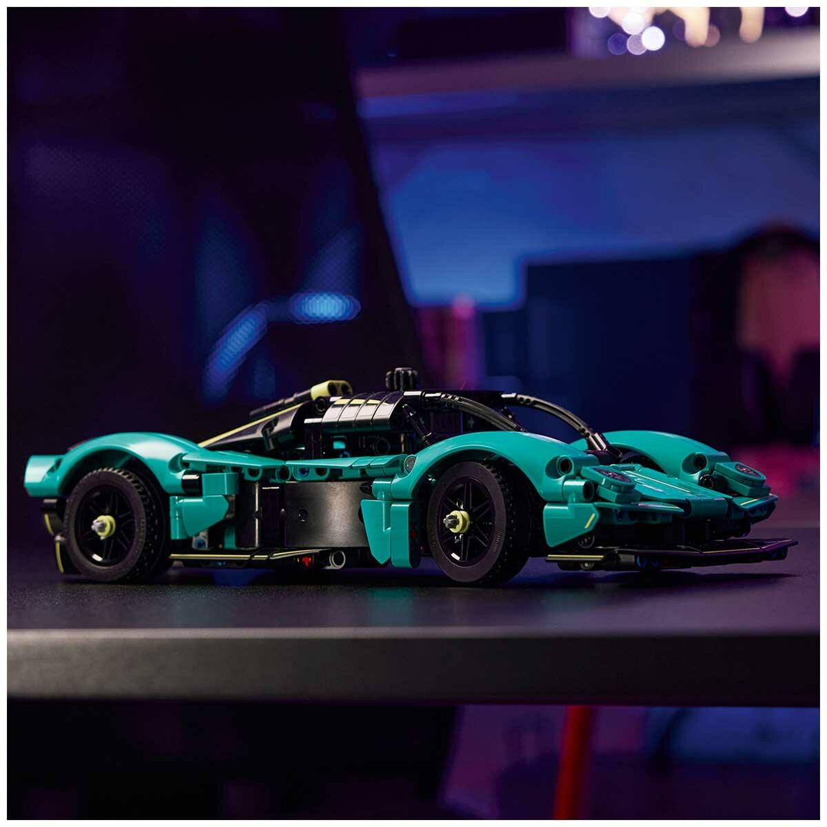 LEGO Technic Aston Martin Valkyrie 42208