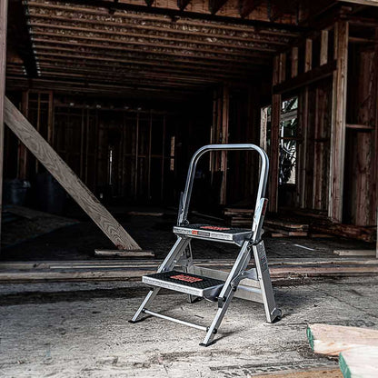 LITTLE GIANT Safety Step 2 - with bar 10210BA440