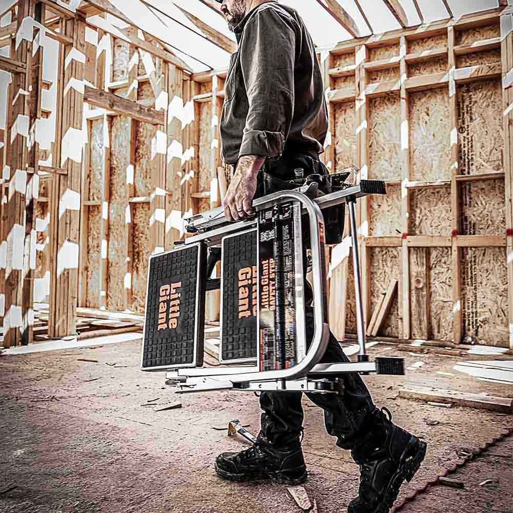 LITTLE GIANT Safety Step 2 - with bar 10210BA440