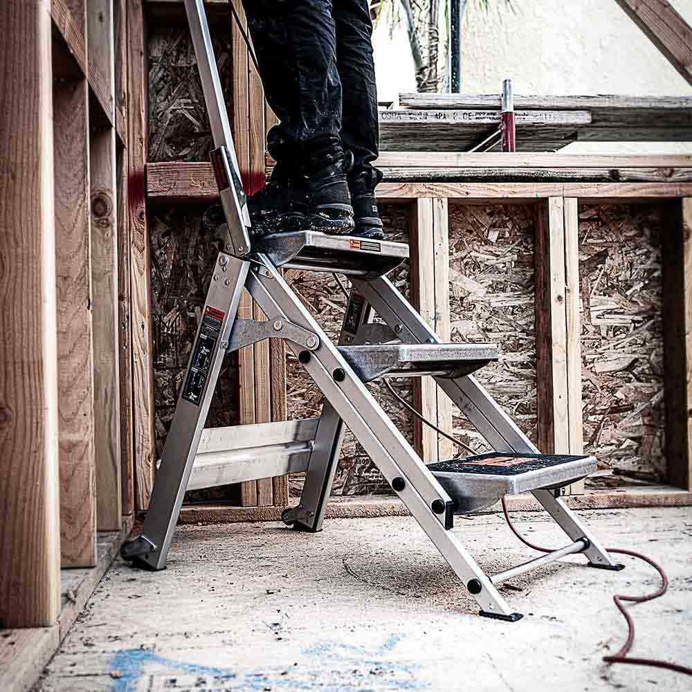 LITTLE GIANT Safety Step 3 - with bar 10310BA440