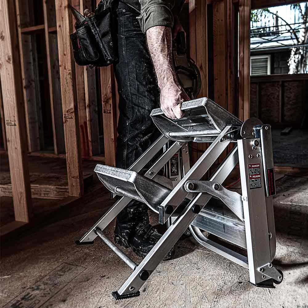 LITTLE GIANT Safety Step 2 - without bar 10210A440