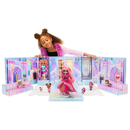L.O.L. Surprise! OMG Fashion Show Mega Runway Playset