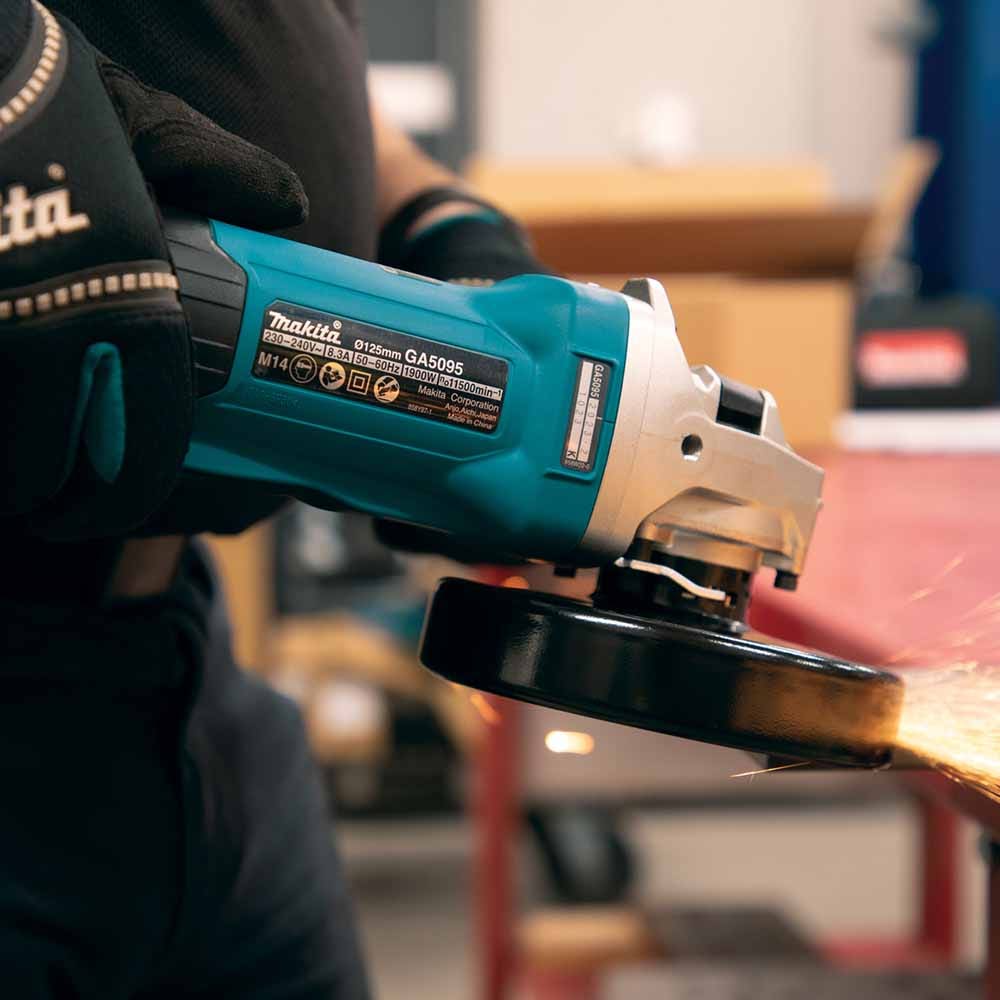 MAKITA 125mm (5 ) 1900W Slide Switch Angle Grinder GA5090X01