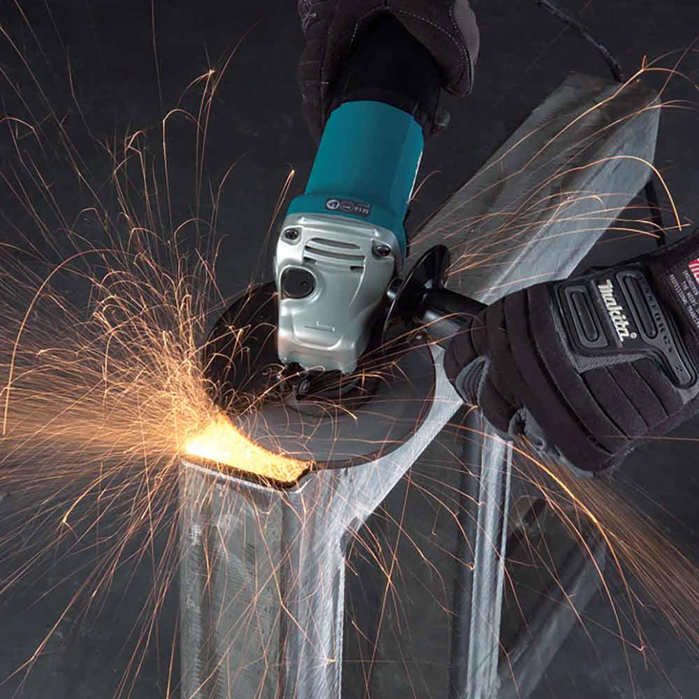MAKITA 125mm (5inch) Angle Grinder GA5030